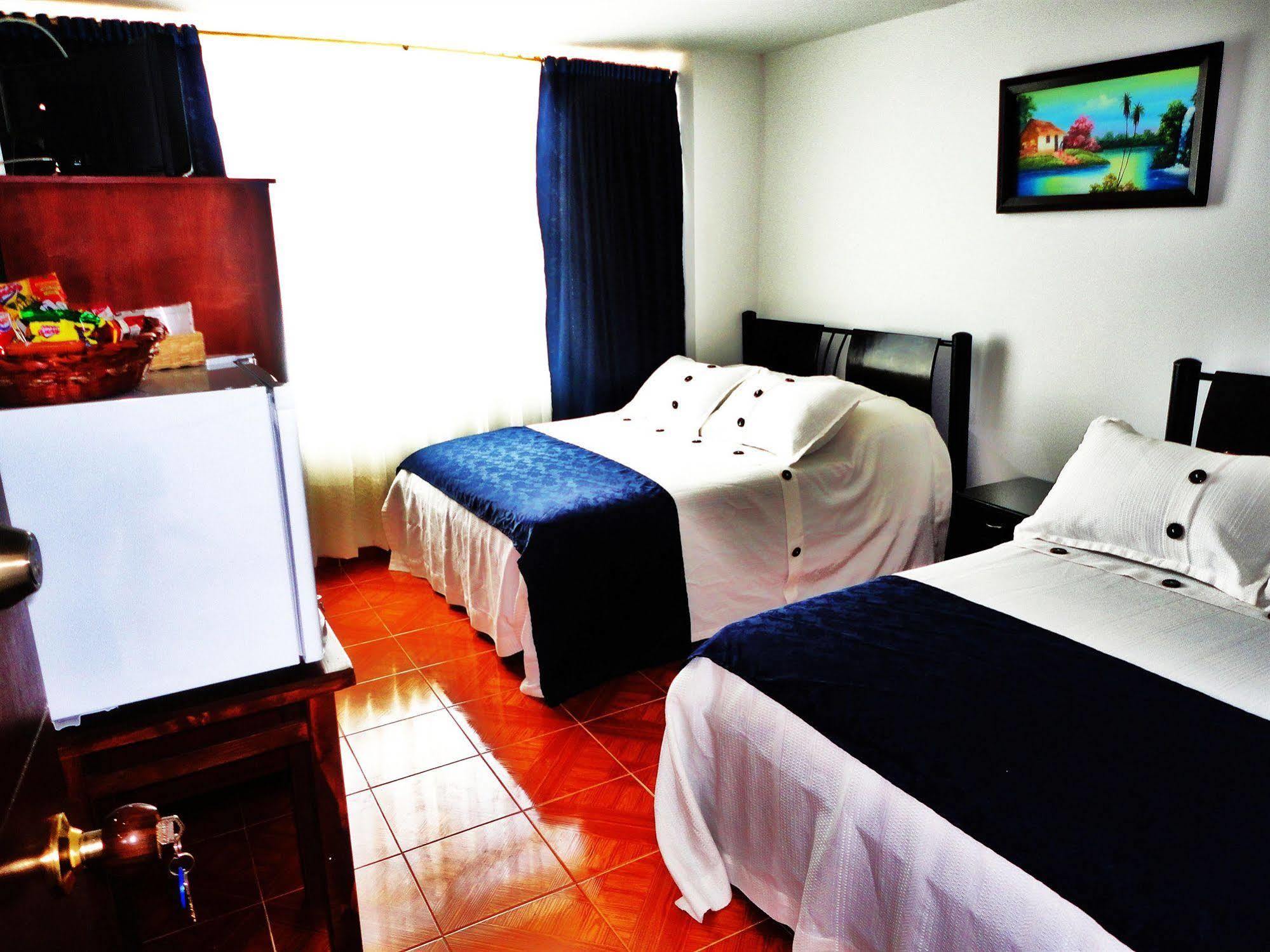Hotel Casa Sarita Bogota Bagian luar foto